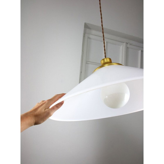 Image 1 of Lampada a sospensione vintage Space Age in plexiglass bianco, Italia 1970