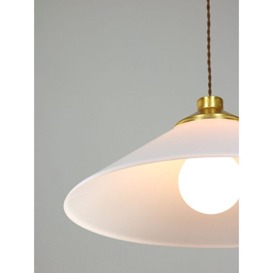 Image 1 of Lampada a sospensione vintage Space Age in plexiglass bianco, Italia 1970