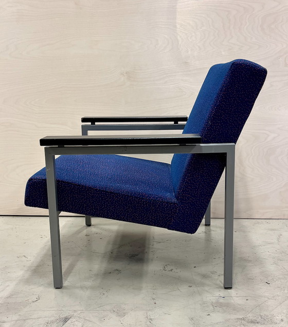 Image 1 of 2x Gijs van der Sluis model 30 armchair