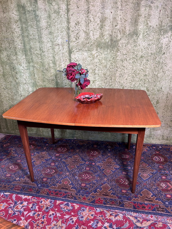 Image 1 of Table de salle à manger à rallonge en teck rétro du milieu du siècle Elliot's of Newbury 1960