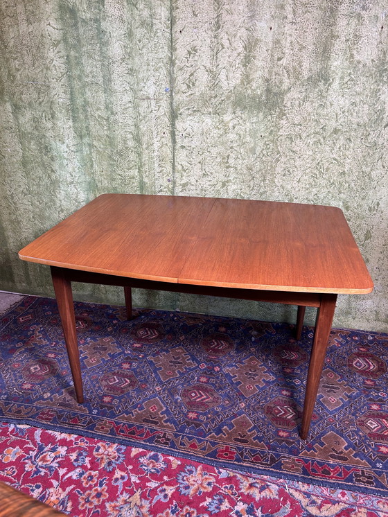 Image 1 of Table de salle à manger à rallonge en teck rétro du milieu du siècle Elliot's of Newbury 1960