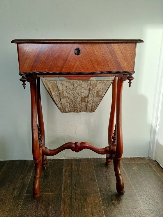 Image 1 of Antiguo mueble de costura francés