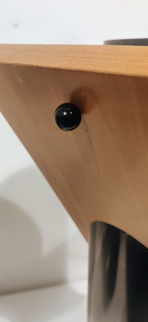 2x Vintage tables Memphis Milano