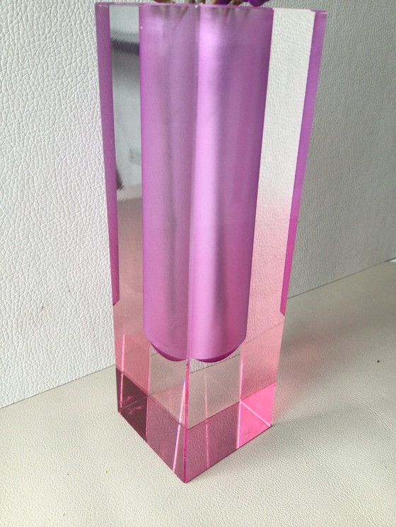 Image 1 of 3-D Vase Of Perspex