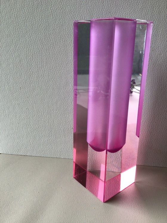 Image 1 of 3-D Vase Of Perspex