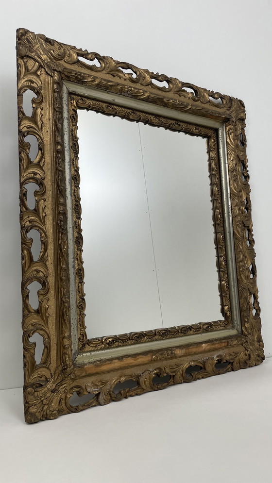 Image 1 of Miroir rococo cadre or antique