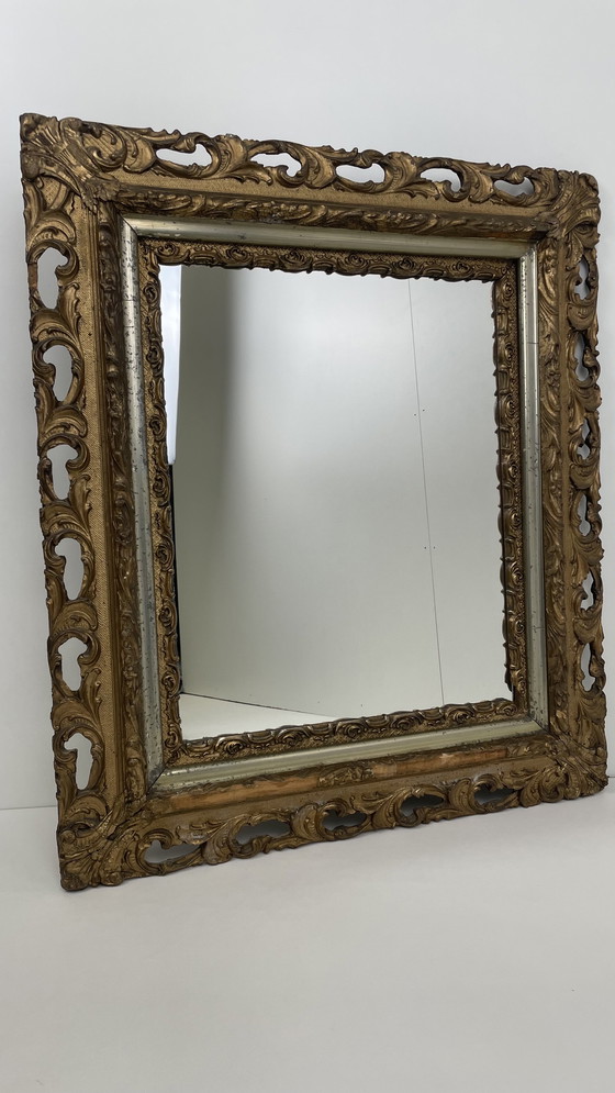 Image 1 of Miroir rococo cadre or antique