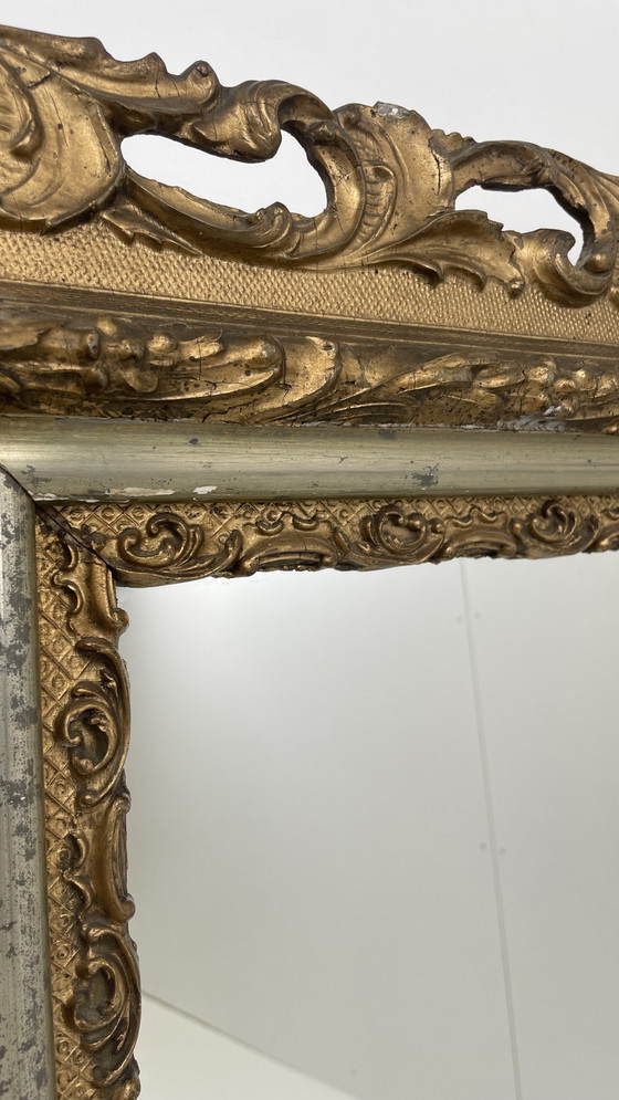 Image 1 of Miroir rococo cadre or antique