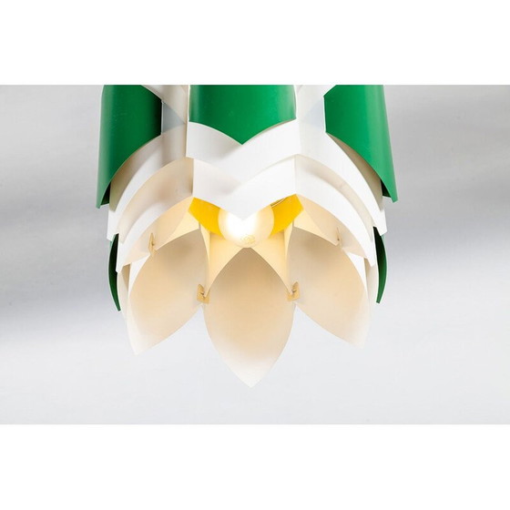 Image 1 of Coppia di lampade a sospensione vintage in acrilico verde e bianco di Lars Schiøler per Hoyrup, Danimarca, 1960