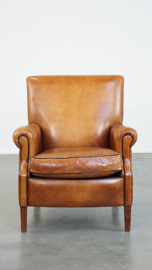 Sheepskin Armchair With Black Piping