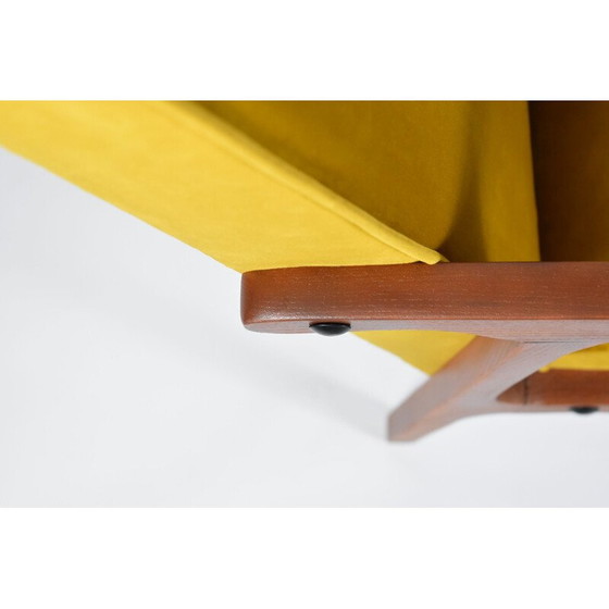 Image 1 of Poltrona vintage polacca b-04, velluto oro 1970