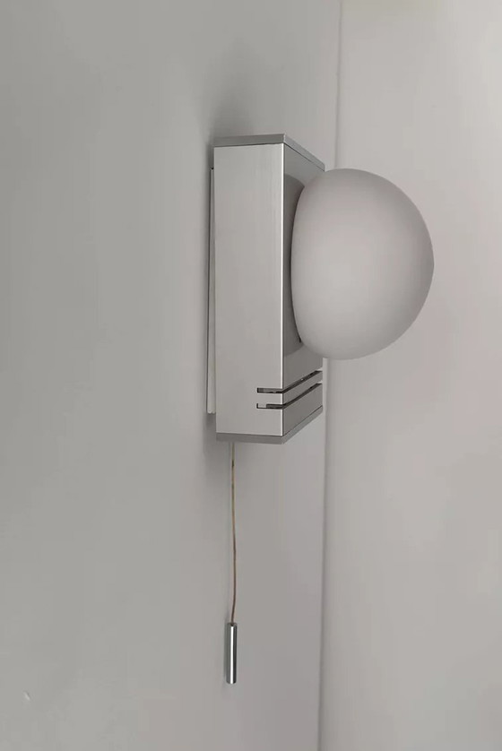 Image 1 of Lampada da parete vintage, cromata e opalina, Francia 1970