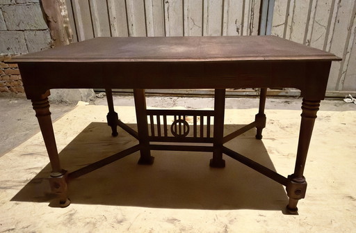 Art Nouveau oak table 1890-1910