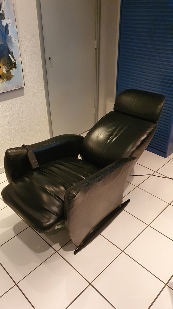 Image 1 of Relax Electric Adjustable Chair Young