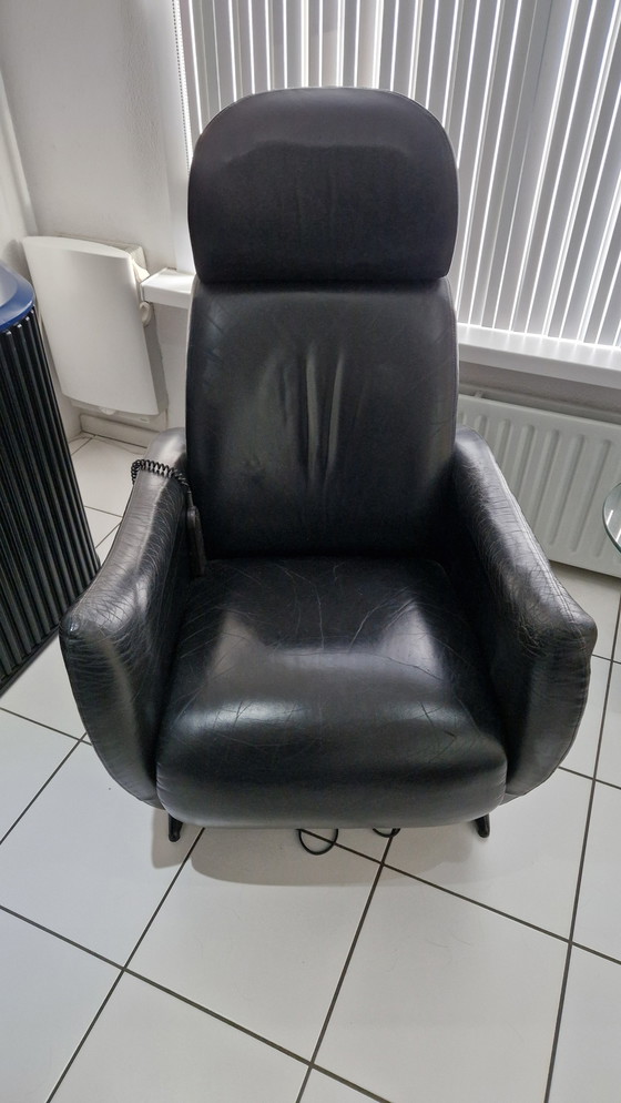 Image 1 of Relax Electric Adjustable Chair Young