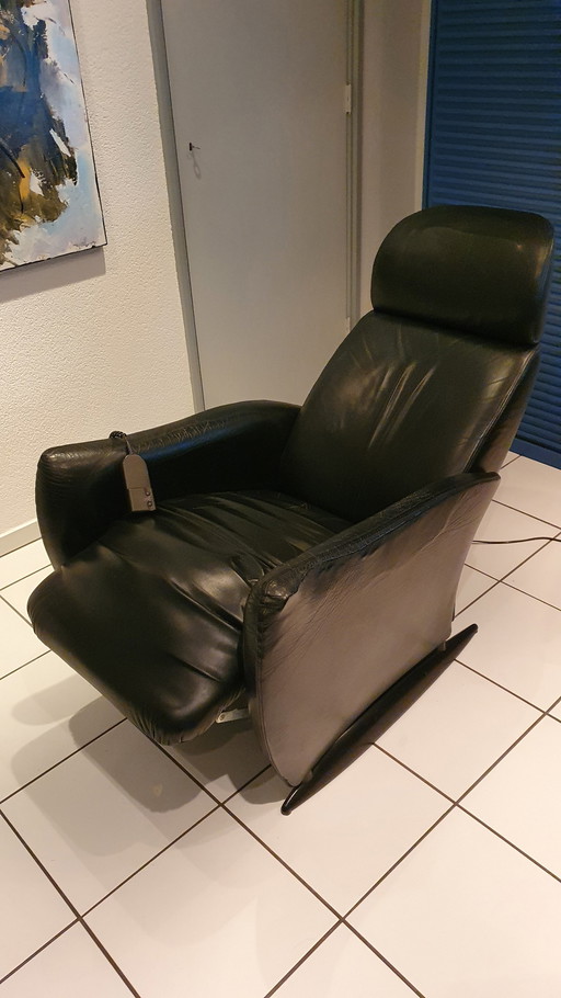 Relax Electric Adjustable Chair Young