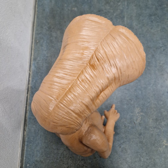 Image 1 of E.T. Statue 85 Cm