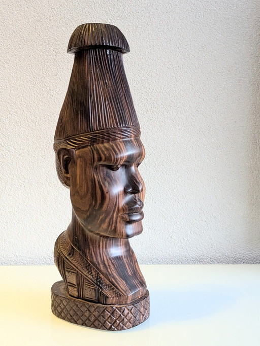 Bust Woodcarving Congo