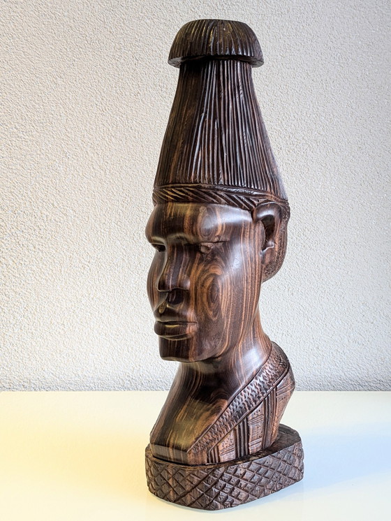 Image 1 of Busto intagliato in legno Congo 