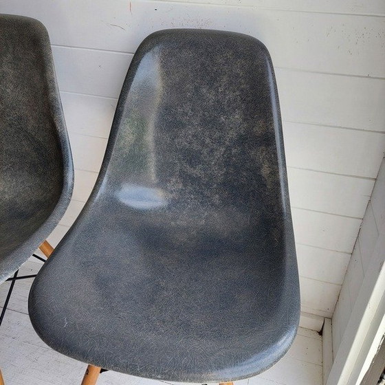 Image 1 of 4x Dining Chairs In Elephant Hide Grey Herman Miller