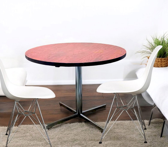 Image 1 of Table à manger ronde vintage