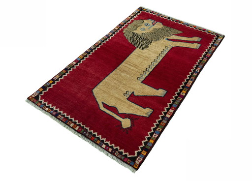 Hand-knotted Gabbeh with lion motif - 178 X 109 Cm