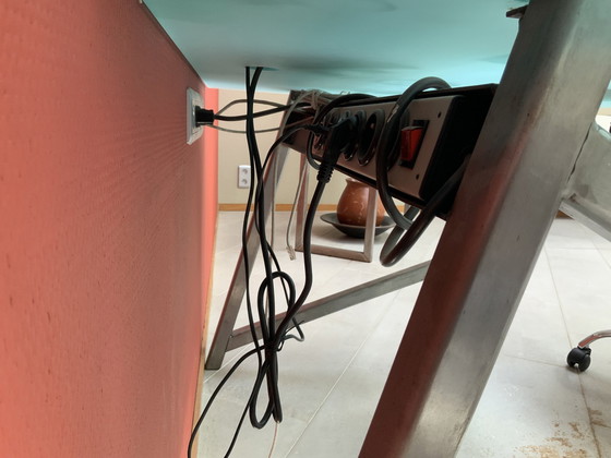 Image 1 of Mobiliario de oficina en vidrio y metal