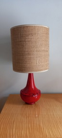 Lampada da tavolo vintage in ceramica con paralume coordinato