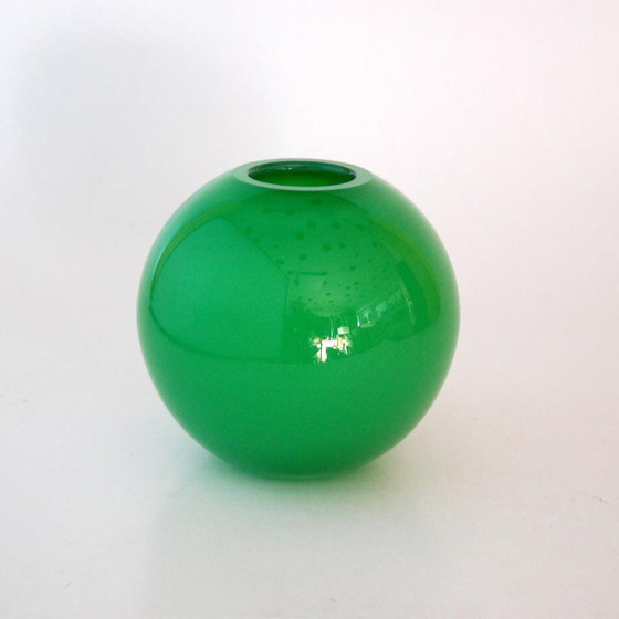 Image 1 of Svoboda | A set of two lime green vases | Small and Large