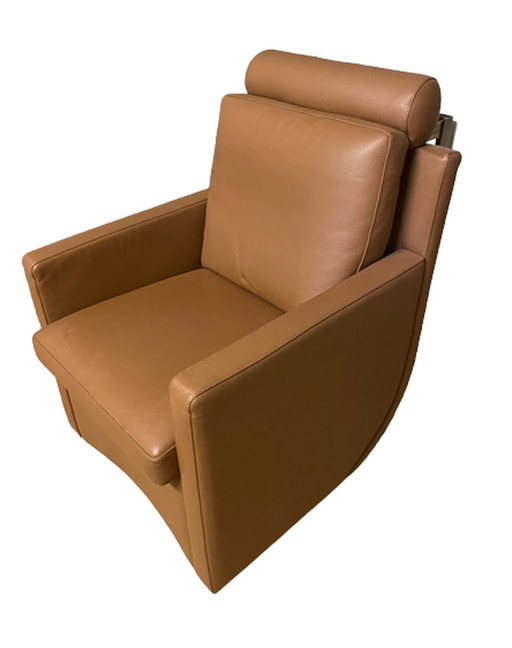 Leolux Timandra Swivel armchair