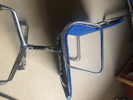 Image 1 of Vitra EA 108 chair