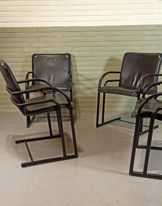 Image 1 of 4 sillas de comedor posmodernas