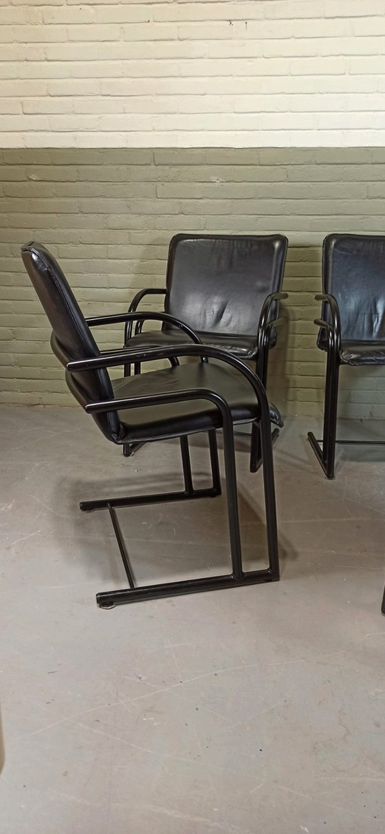 Image 1 of 4 sillas de comedor posmodernas