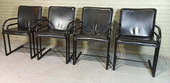 Image 1 of 4 sillas de comedor posmodernas