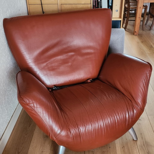 Fauteuil Leolux, cuir rouge-brun