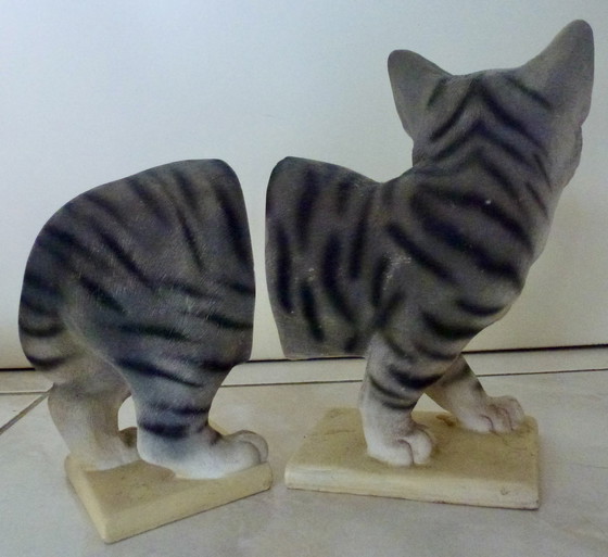 Image 1 of Beautifully Drawn Cat As Bookends.