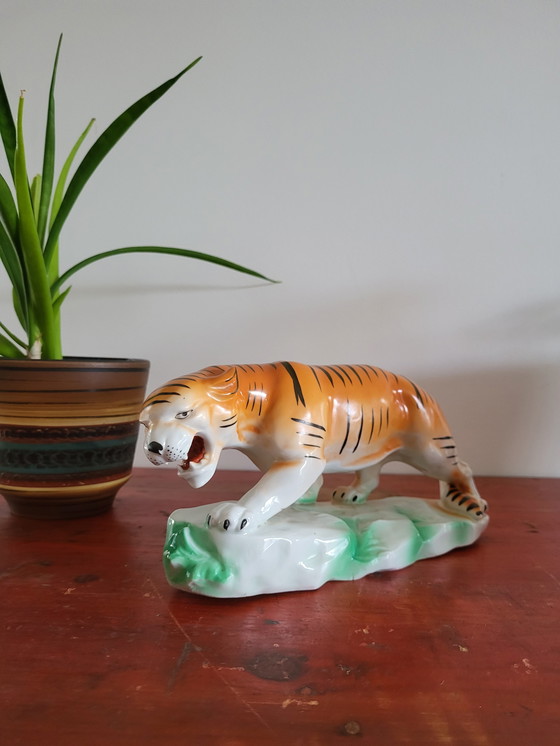 Image 1 of Figurine de tigre, Vintage, céramique et peinture à la main, 1980