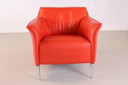 Fauteuil Mayon Leolux en cuir rouge