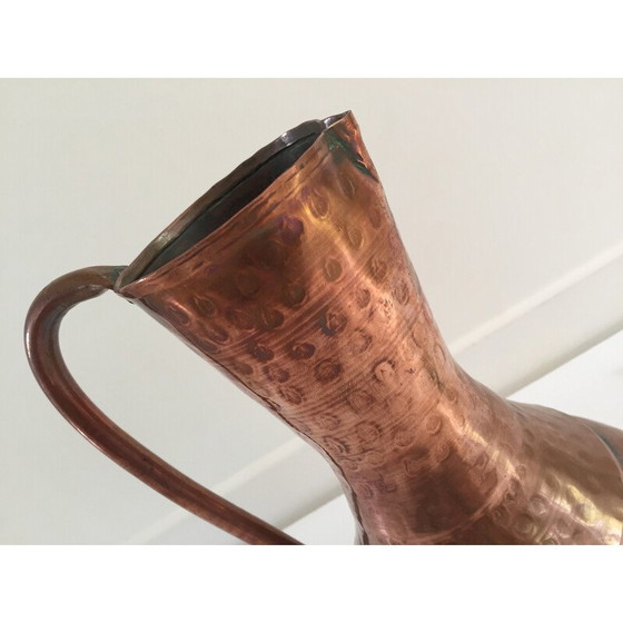 Image 1 of Vintage pitcher-shaped vase in hammered copper