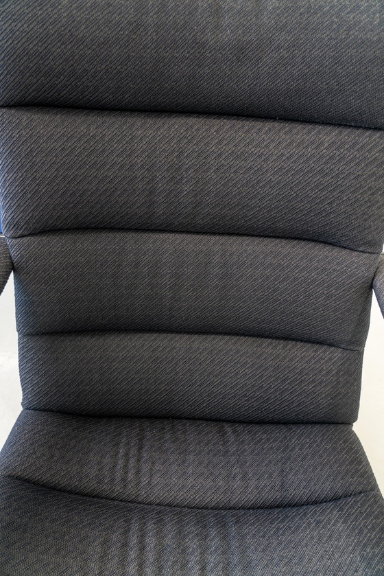 Image 1 of Artifort f142 armchair