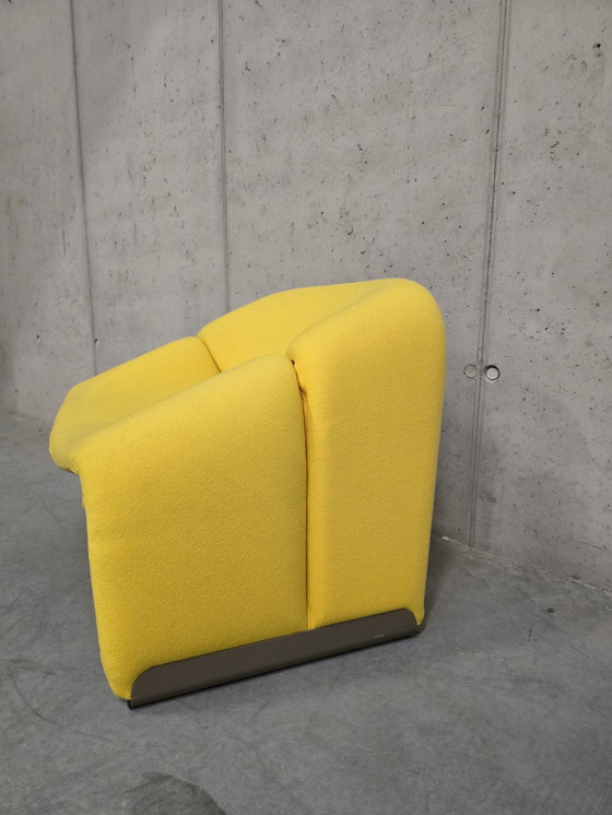 Image 1 of Pierre Paulin Groovy (M)-Chair F598 - Yellow