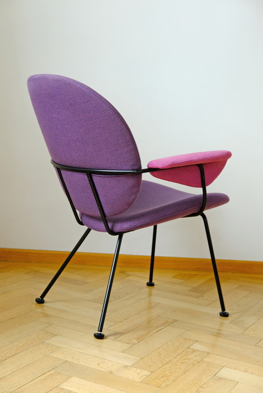 Kembo chair 302