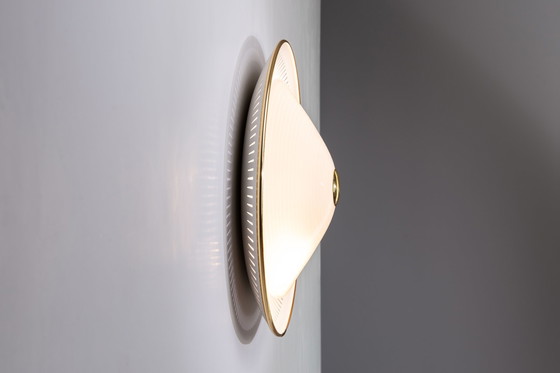 Image 1 of Large Disc Wall light