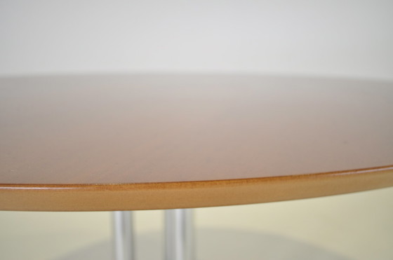 Image 1 of Leolux dining table