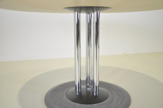 Image 1 of Leolux dining table