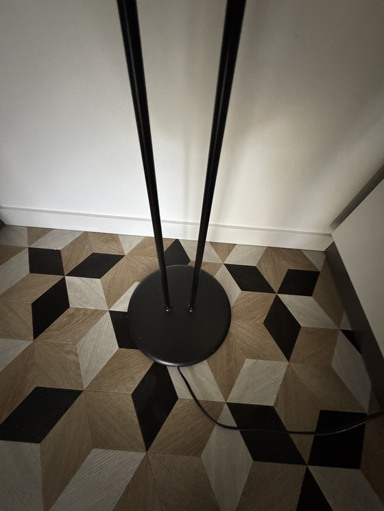 Image 1 of Nostalgic Floor Lamp