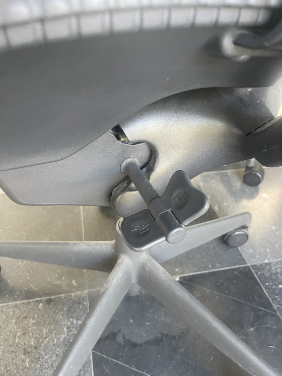 Image 1 of Herman Miller Mirra