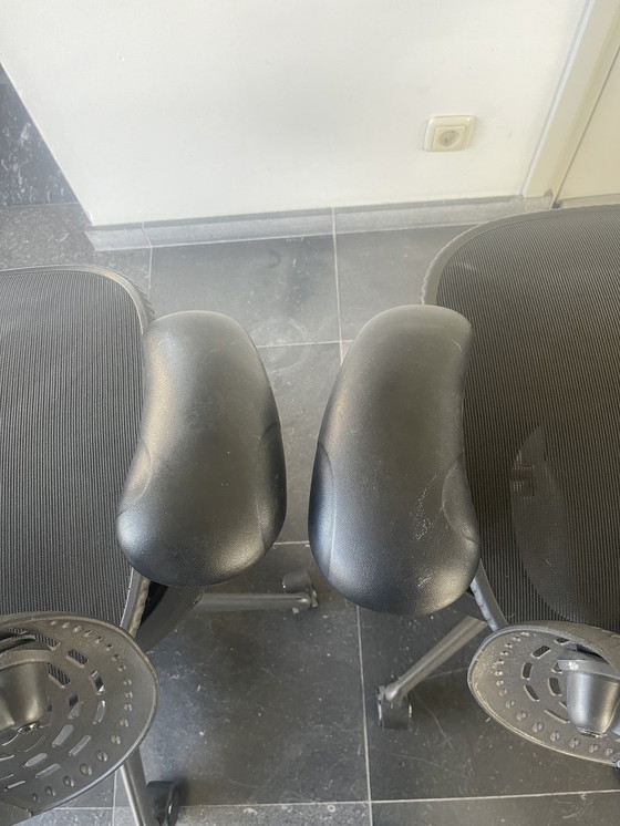 Image 1 of Herman Miller Mirra