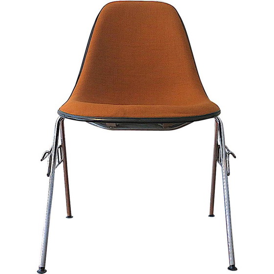 Image 1 of Vintage fiberglass and hopsack chairs by Charles and Ray Eames for Herman Miller, 1970