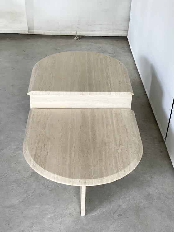 Image 1 of Table basse en travertin